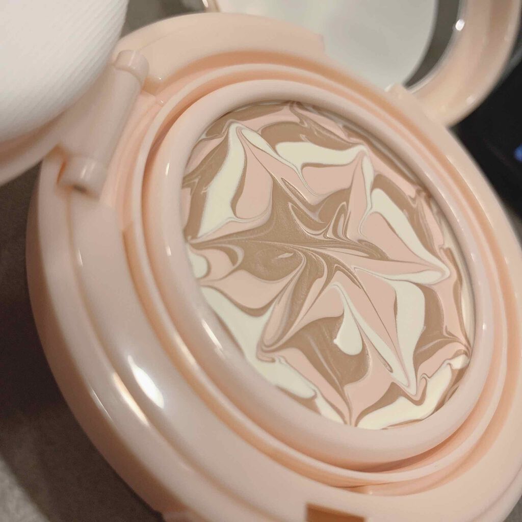 フォトレディ キャンディッド ウォーター エッセンス コンパクト ファンデーション 006 ヌード/REVLON/クリーム・エマルジョンファンデーションを使ったクチコミ（1枚目）