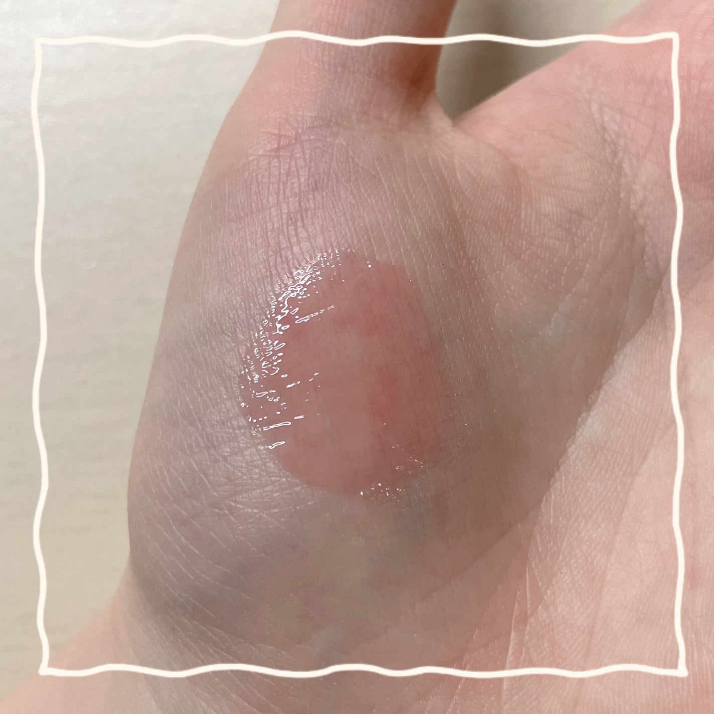 ハニーフルリップ R/カントリー&ストリーム/リップ美容液を使ったクチコミ(1枚目)