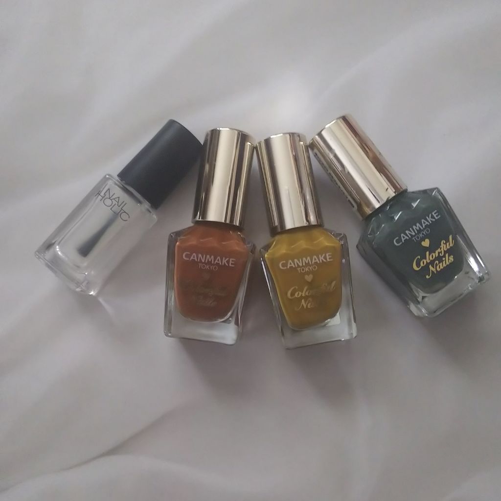 カラフルネイルズ/キャンメイク/マニキュアを使ったクチコミ（2枚目）