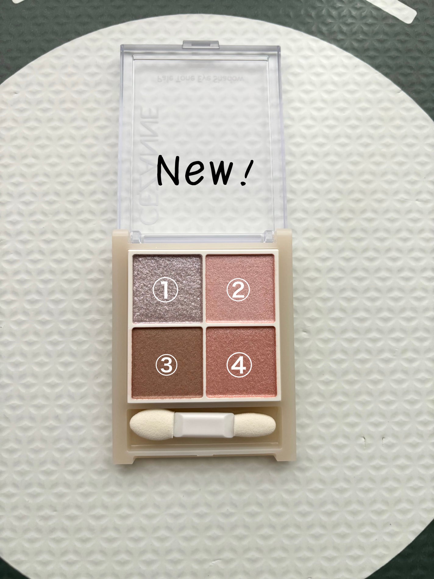 ペールトーンアイシャドウ/CEZANNE/アイシャドウを使ったクチコミ(3枚目)