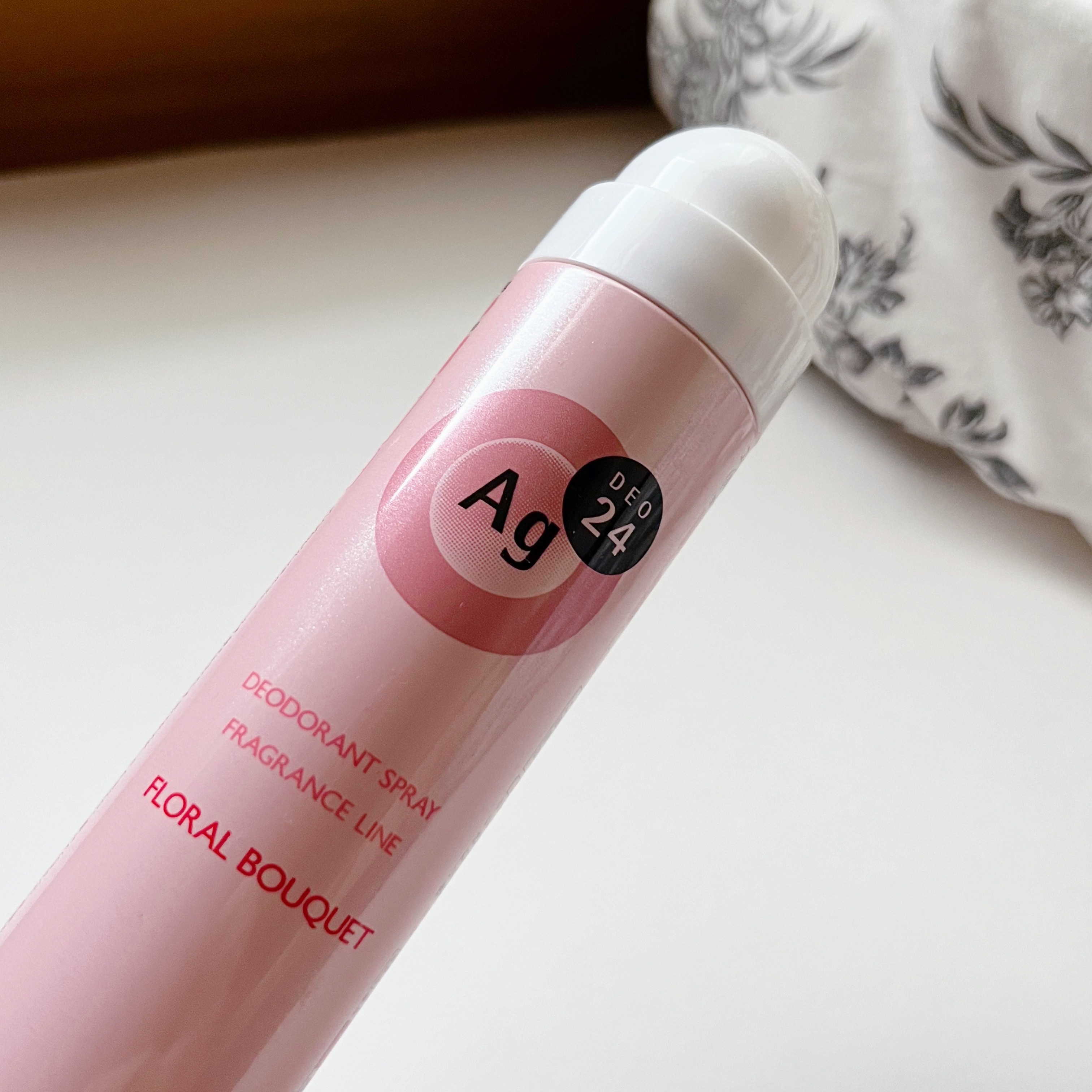 パウダースプレー h (フローラルブーケ)/エージーデオ24/デオドラント・制汗剤を使ったクチコミ（2枚目）