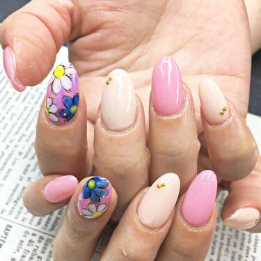 キャンジェルノンワイプクリア プリジェルを使った口コミ レトロなお花ネイル 柄の色が個性的 お花 By みここ 混合肌 Lips キャンジェルノンワイプクリア プリジェルを使った口コミ レトロなお花ネイル 柄の色が個性的 お花 By みここ 混合肌 Lips
