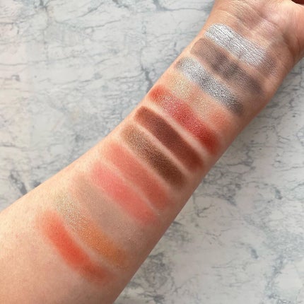 nubian 3 coral/Juvia's Place/アイシャドウパレットを使ったクチコミ(4枚目)