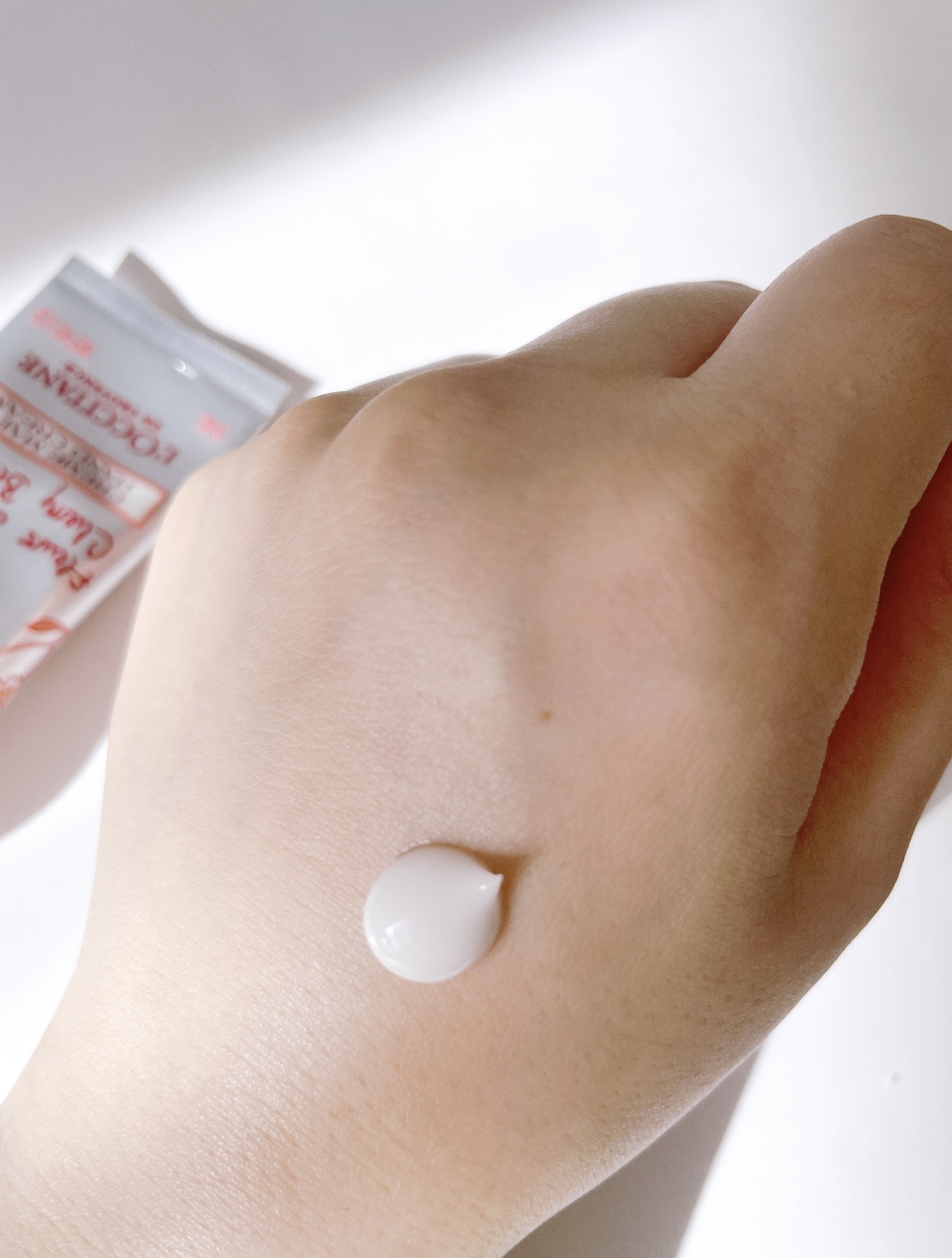 チェリーブロッサム ソフトハンドクリーム 30ml/L'OCCITANE/ハンドクリームを使ったクチコミ（2枚目）