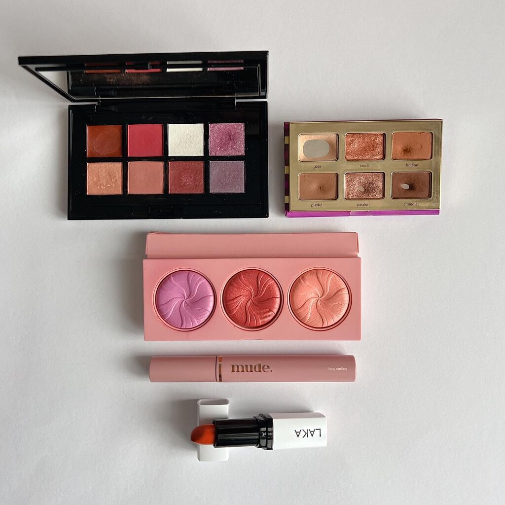 ウォータリーシアー リップスティック 04.CLAUDE/Laka/口紅を使ったクチコミ（3枚目）