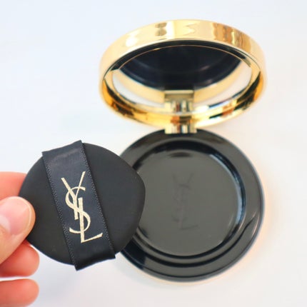 ラディアント タッチ グロウパクト B20 / YVES SAINT LAURENT ラディアント タッチ グロウパクト B20 / YVES SAINT LAURENT