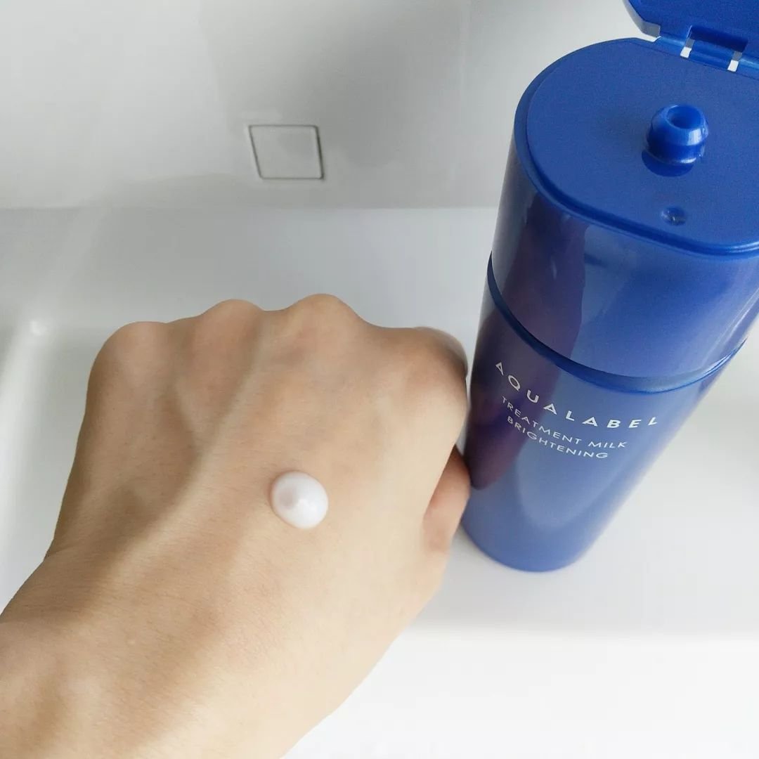 トリートメントミルク（ブライトニング） しっとり/アクアレーベル/乳液を使ったクチコミ（3枚目）