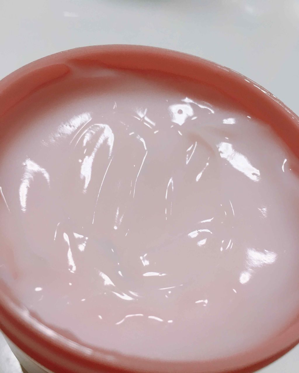 ボディヨーグルト ピンクグレープフルーツ/THE BODY SHOP/ボディローションを使ったクチコミ(2枚目)