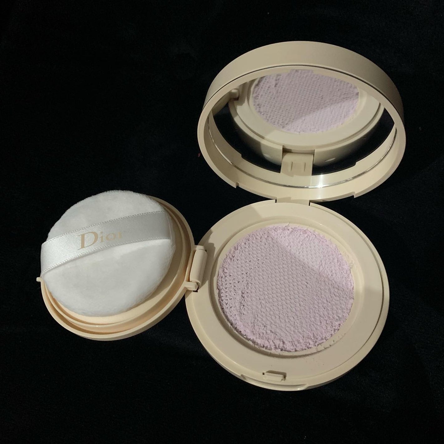 ディオールスキン フォーエヴァー クッション パウダー/Dior/ルースパウダーを使ったクチコミ(2枚目)