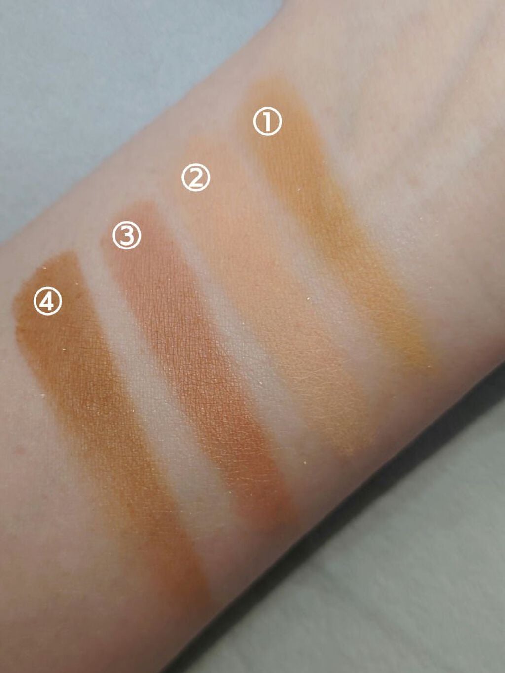 スモール アイシャドウ/M・A・C/単色アイシャドウを使ったクチコミ(3枚目)