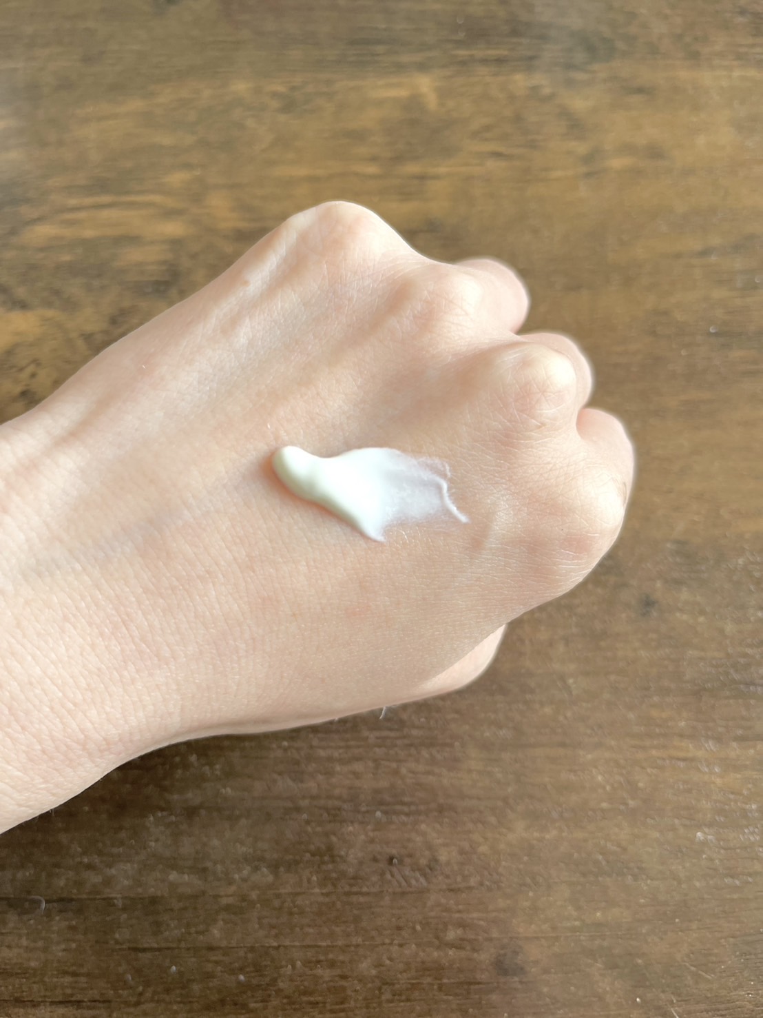 ヒアルーシカ ウォーターフィット サンセラム/SKIN1004/日焼け止めローションを使ったクチコミ（2枚目）