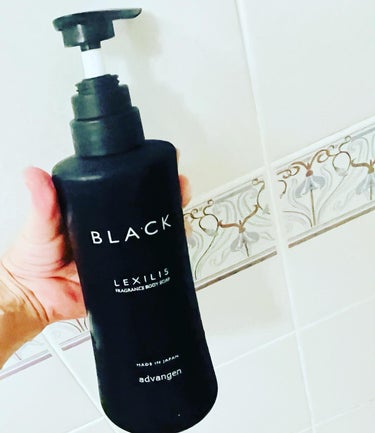 LEXILIS フレグランスボディソープのクチコミ「まるで香水を付けたかのような大人の甘い香りが自然に続く、
LEXILIS BLACK 
レキシ.....」（1枚目）