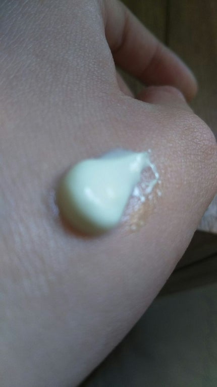 リラックス アクアシフォン プロテクター W/JILL STUART/日焼け止め・UVケアを使ったクチコミ(2枚目)