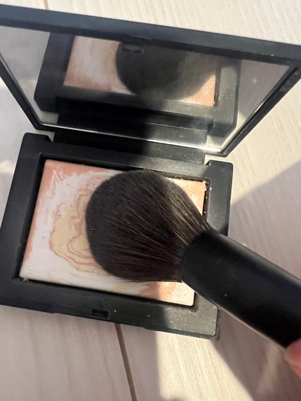 ブロンザー/セッティングパウダーブラシ #14/NARS/メイクブラシを使ったクチコミ(2枚目)