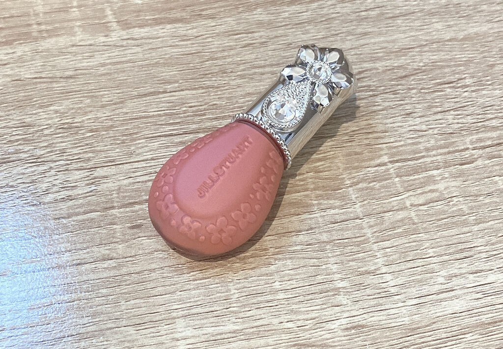 ジルスチュアート ブルームドロップ リップ＆チーク シフォン 04 peach humming/JILL STUART/リキッドチークを使ったクチコミ（1枚目）