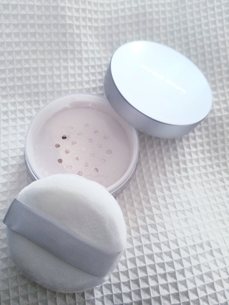 スージー エキスパート マイクロエアリーパウダーF/SUSIE N.Y./ルースパウダーを使ったクチコミ(2枚目)