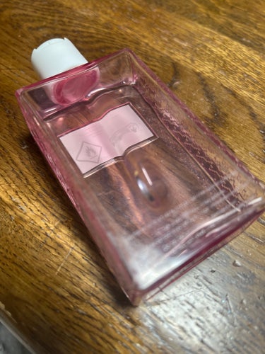 Dior ミス ディオール ハンド ジェルのクチコミ「Dior

ミス ディオール ハンド ジェル
100ml  ¥4,400

ミスディオールから.....」（2枚目）