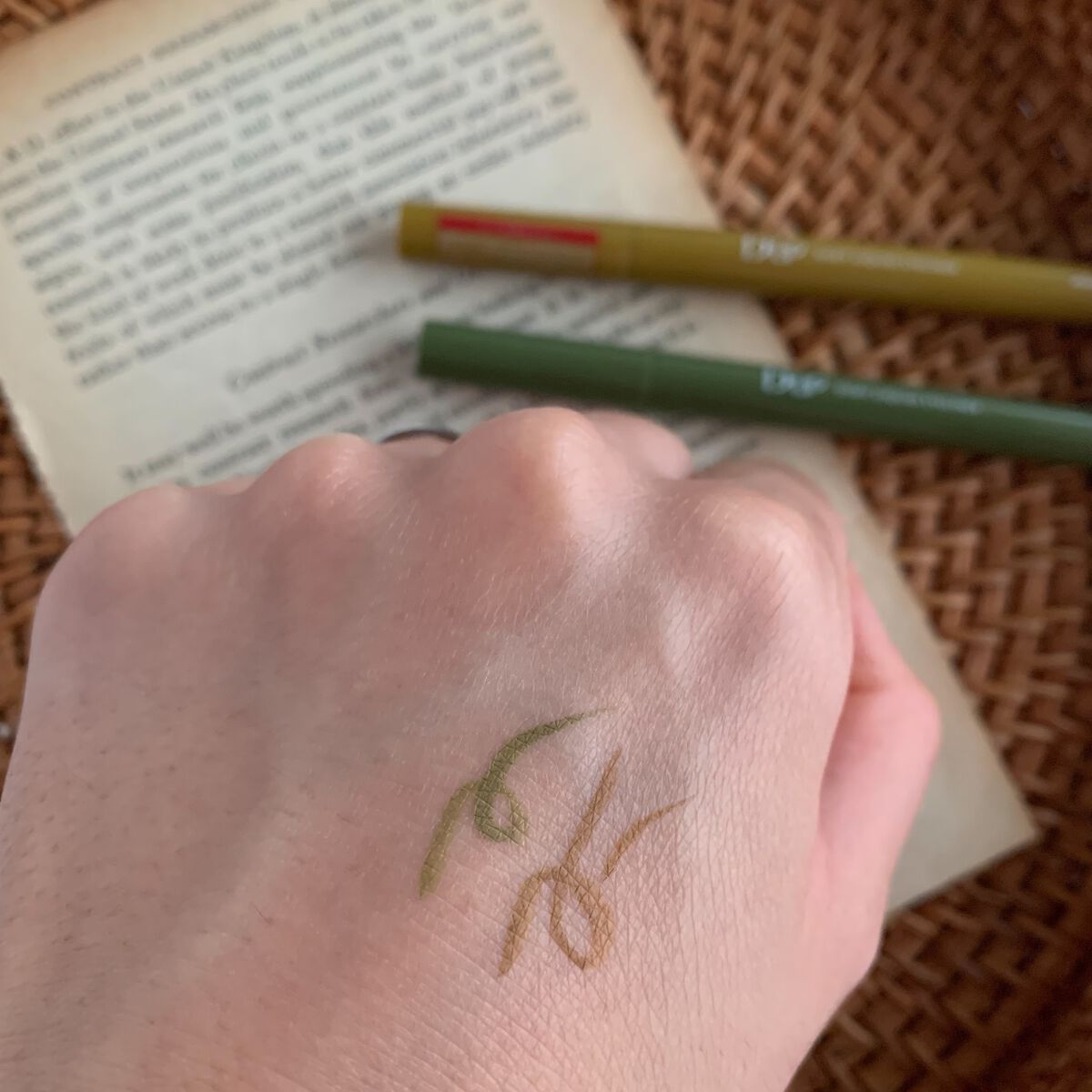 シルキーリキッドアイライナーWP/D-UP/リキッドアイライナーを使ったクチコミ(4枚目)