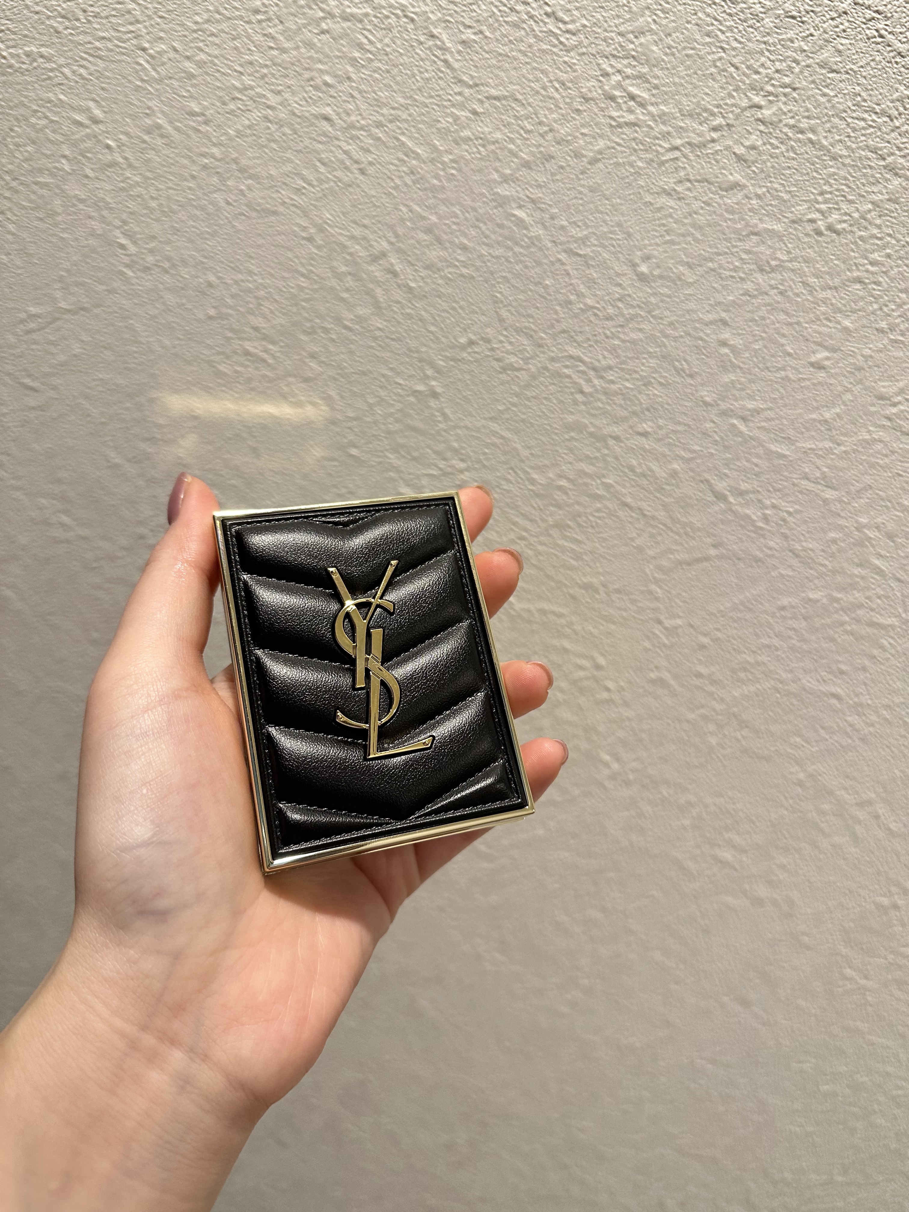 クチュール ミニ クラッチ/YVES SAINT LAURENT BEAUTE/アイシャドウパレットを使ったクチコミ（2枚目）