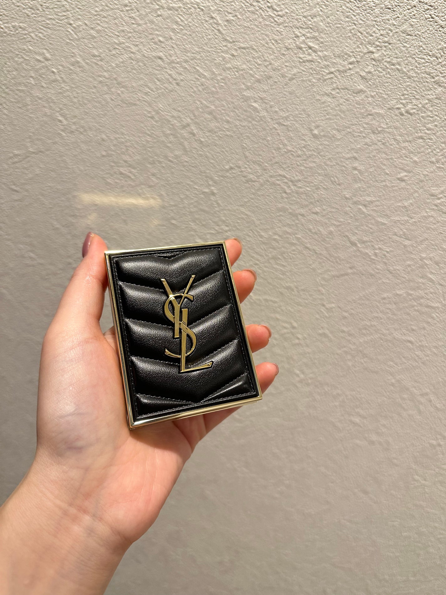 クチュール ミニ クラッチ/YVES SAINT LAURENT BEAUTE/アイシャドウパレットを使ったクチコミ(2枚目)