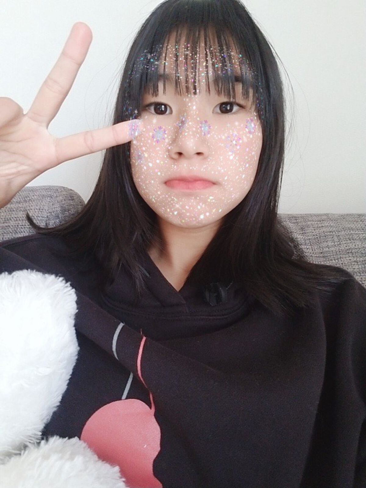 あや on LIPS 「重かった前髪をここまで、薄く切りました!やっぱり前髪を薄くする..」(2枚目)