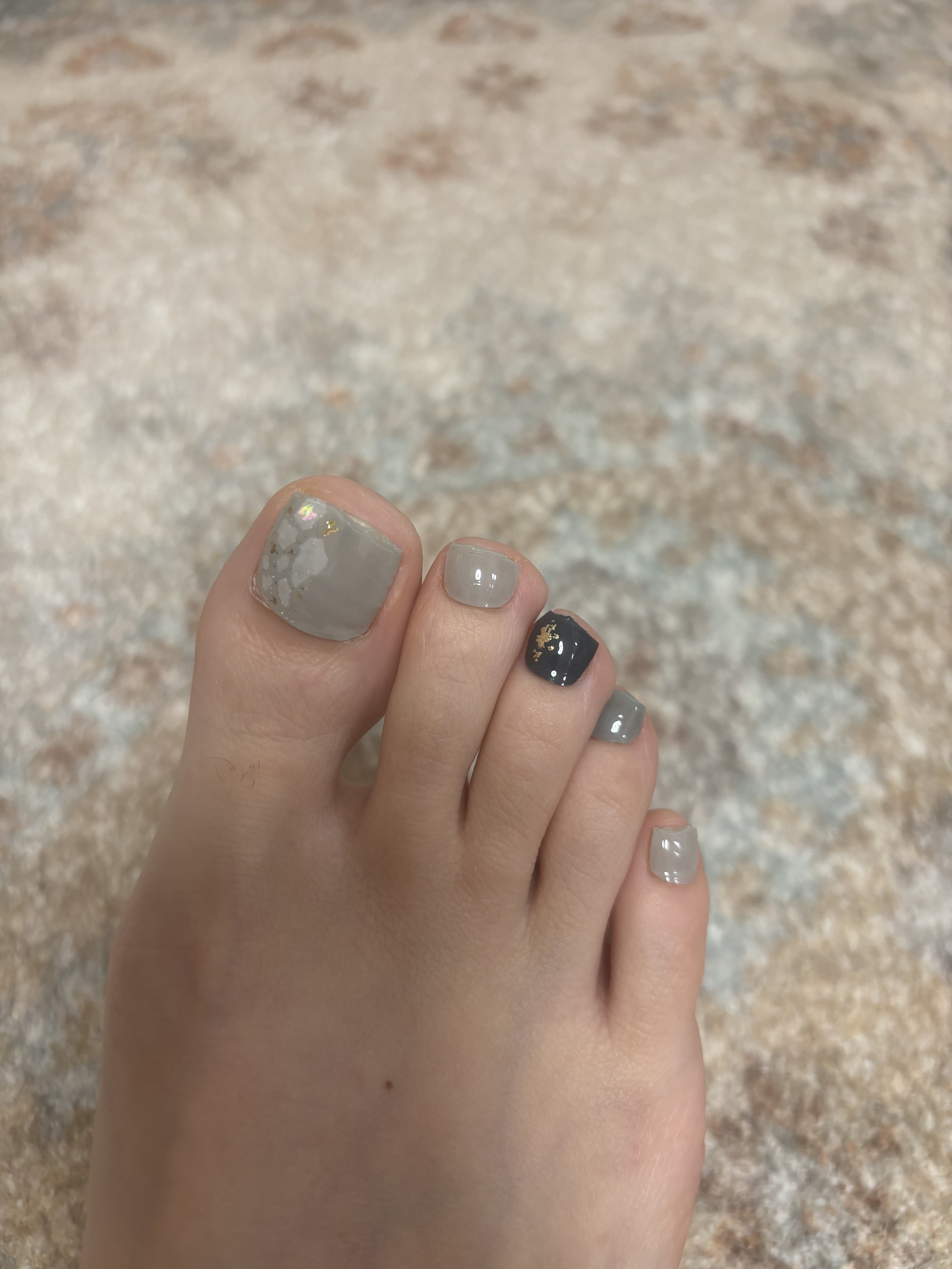 セミキュアジェルネイル(ペディキュア) PD-018-J P Kumononami  （Suncatcher collection）/ohora/ネイルシールを使ったクチコミ（2枚目）