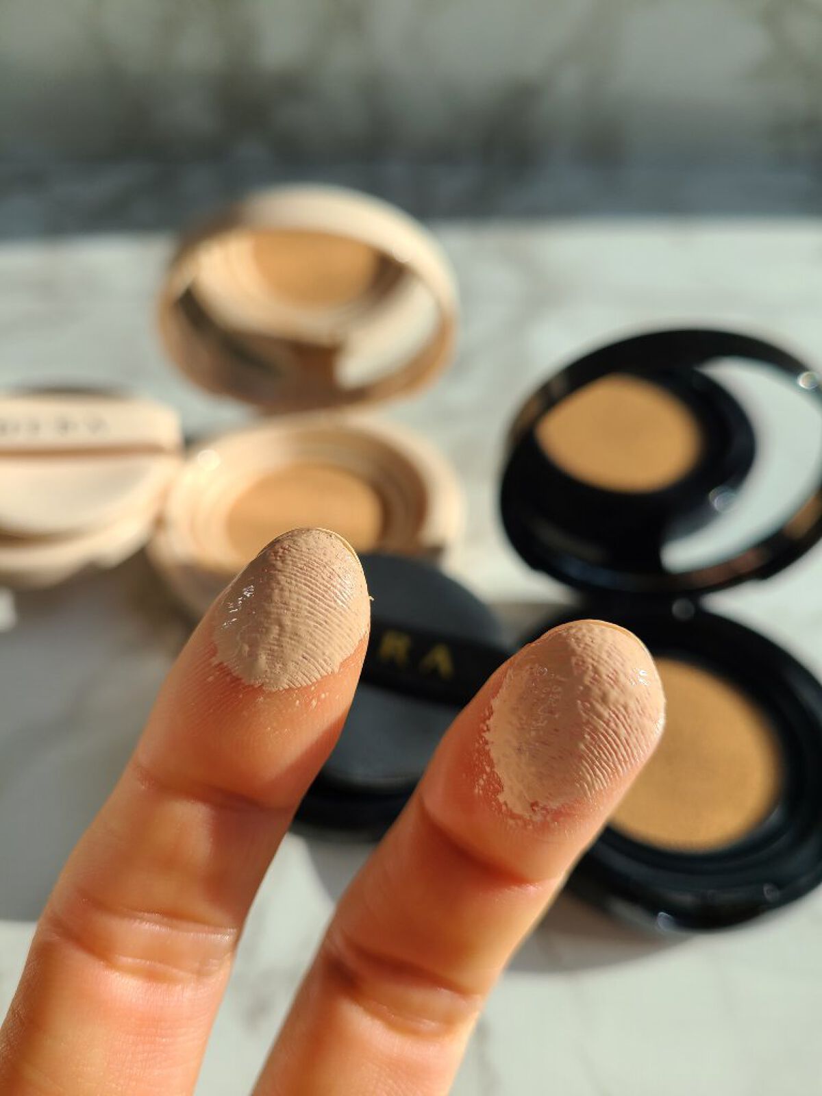 スキン ラディアント グロウ クッション/HERA/クッションファンデーションを使ったクチコミ（3枚目）