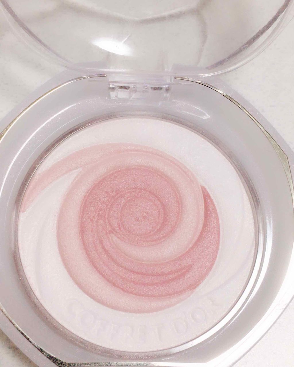 スマイルアップチークス/コフレドール/パウダーチークを使ったクチコミ(2枚目)