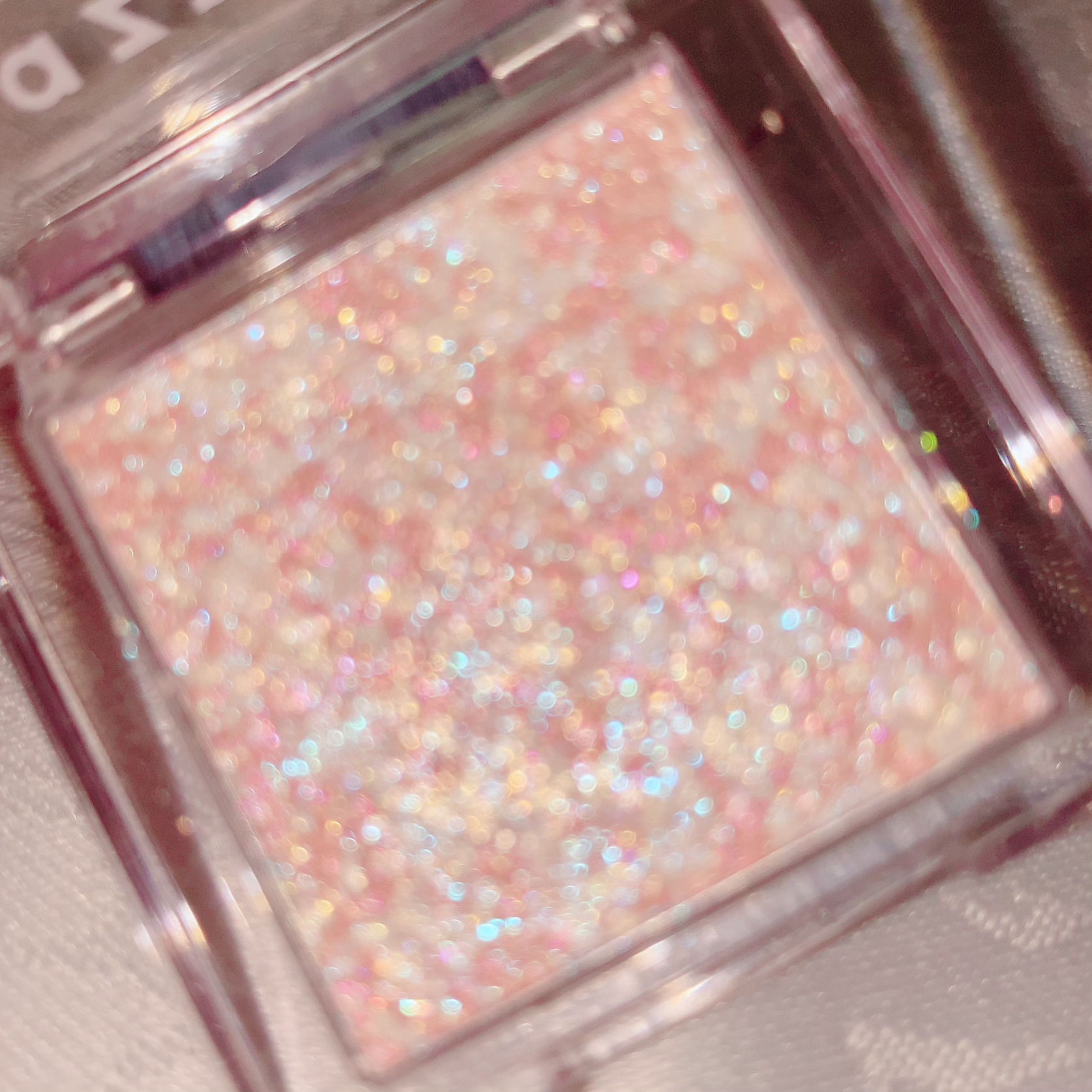 シングルアイシャドウ/aZTK/単色アイシャドウを使ったクチコミ（3枚目）