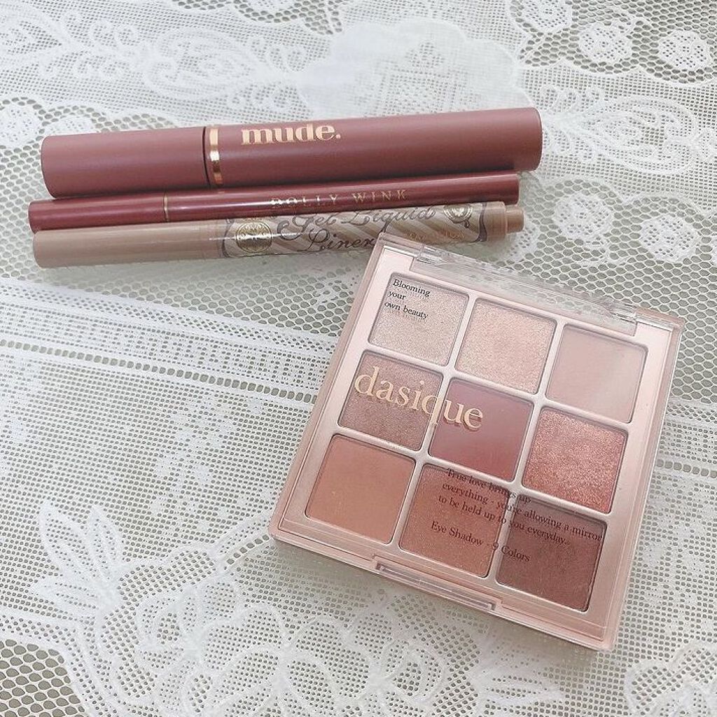 t._.v on LIPS 「dasique一重・二重の方ようの腫れぼったくならないPINK..」(1枚目)