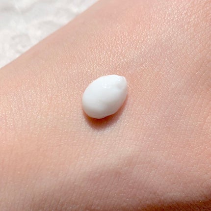 ほのお on LIPS 「ラフランス香る🍐🤍フルーティーフローラル💐L'OCCITANE..」(4枚目)