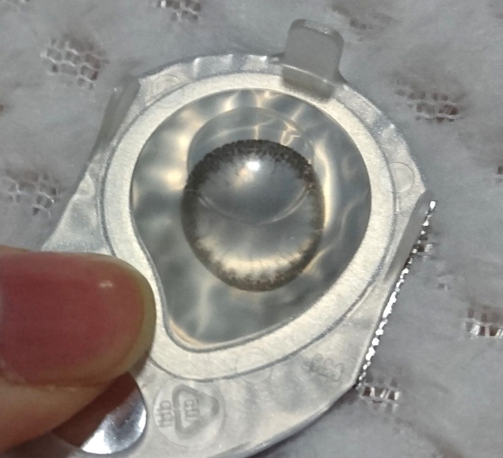 イルミネート/アルコン/カラーコンタクトレンズを使ったクチコミ（2枚目）