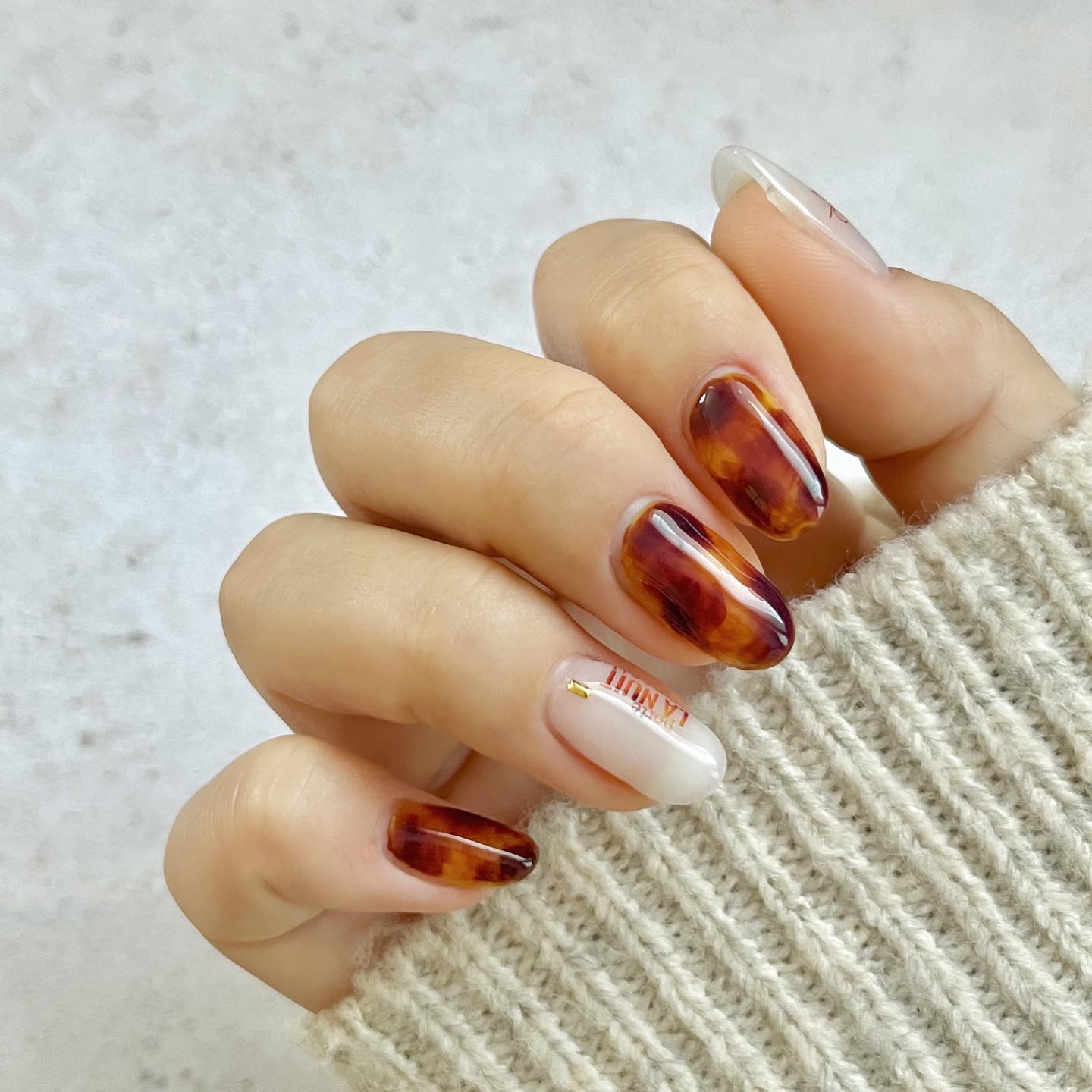 effrontee kyokoプロデュース Theorist bekko/tsumekira/ネイル用品を使ったクチコミ（2枚目）