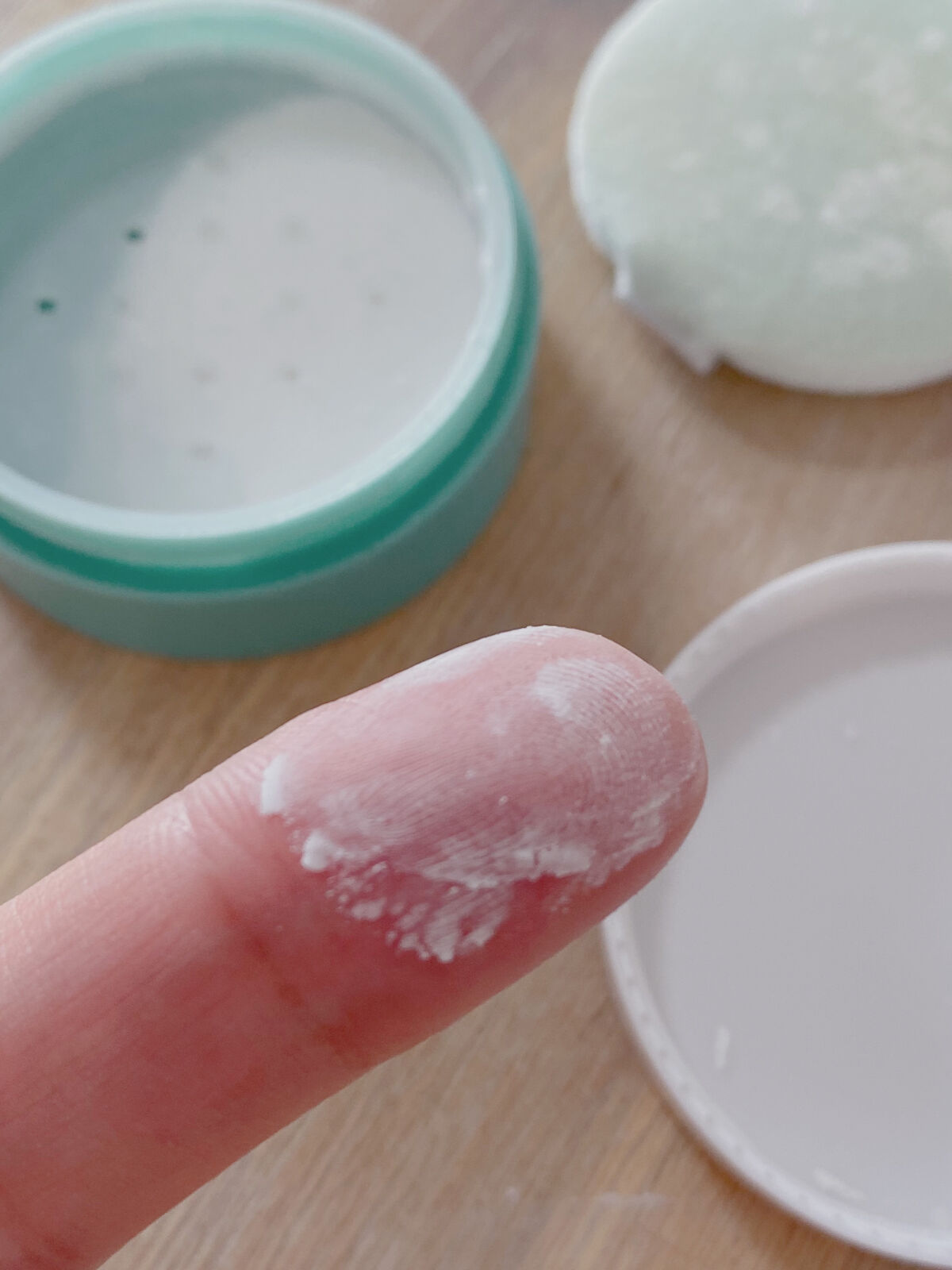 Zセバムドライングパウダー/ETUDE/フェイスパウダーを使ったクチコミ（3枚目）