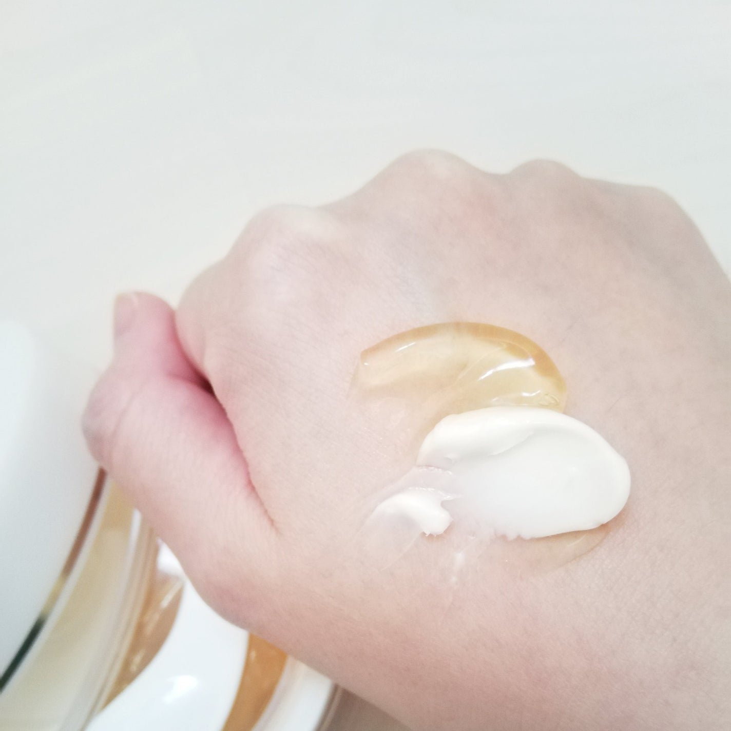 ホワイトトリュフダブルセラムアンドクリーム/ダルバ/フェイスクリームを使ったクチコミ(6枚目)