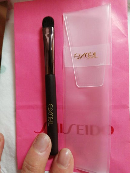 アイシャドウブラシ S/excel/メイクブラシを使ったクチコミ(2枚目)