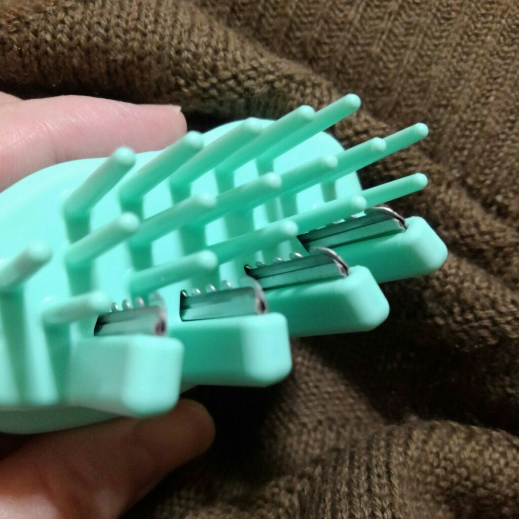 かんたんヘアカットブラシ /ヘアカットモンスター/ヘアケアグッズを使ったクチコミ(5枚目)