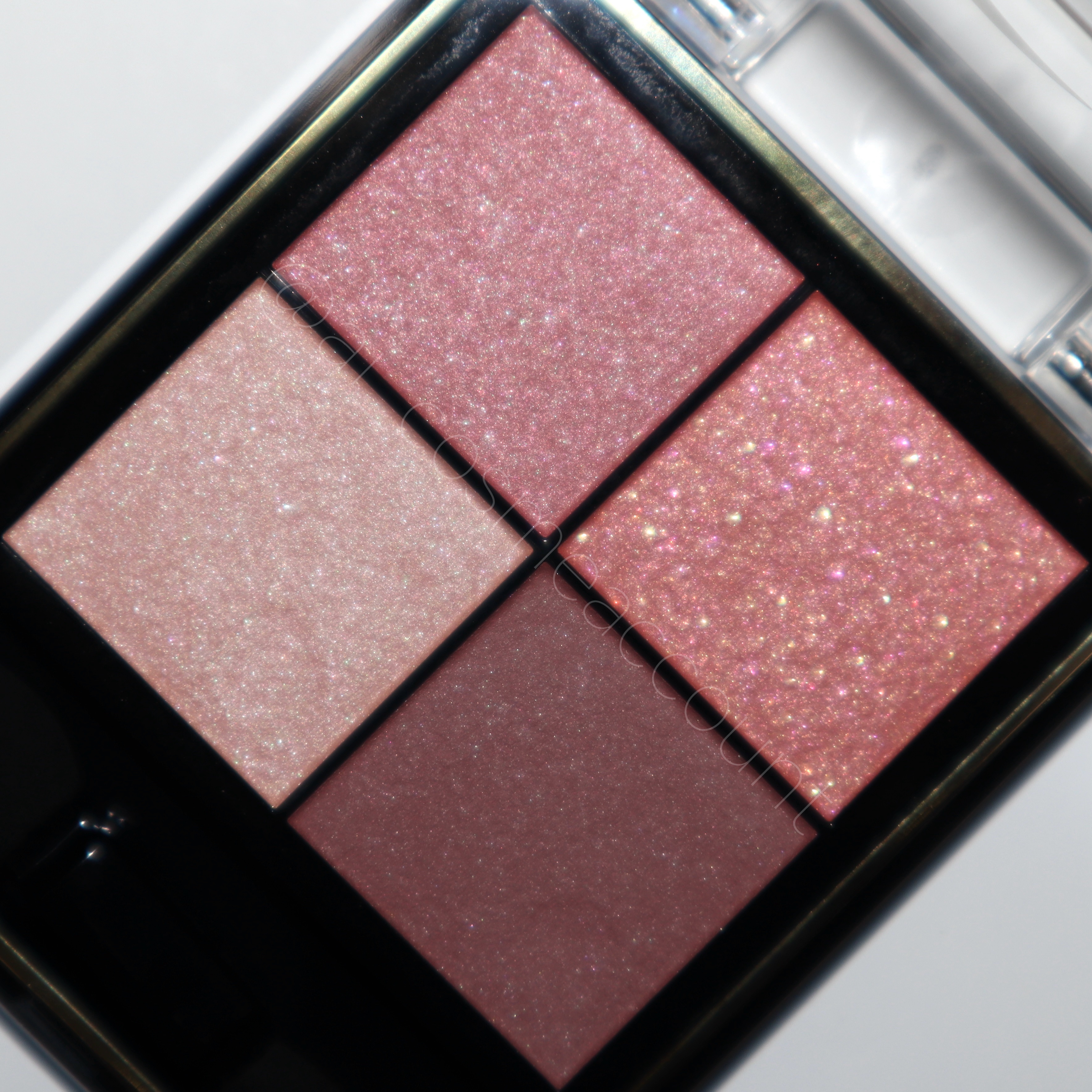 リアルクローズシャドウ/excel/アイシャドウパレットを使ったクチコミ（2枚目）