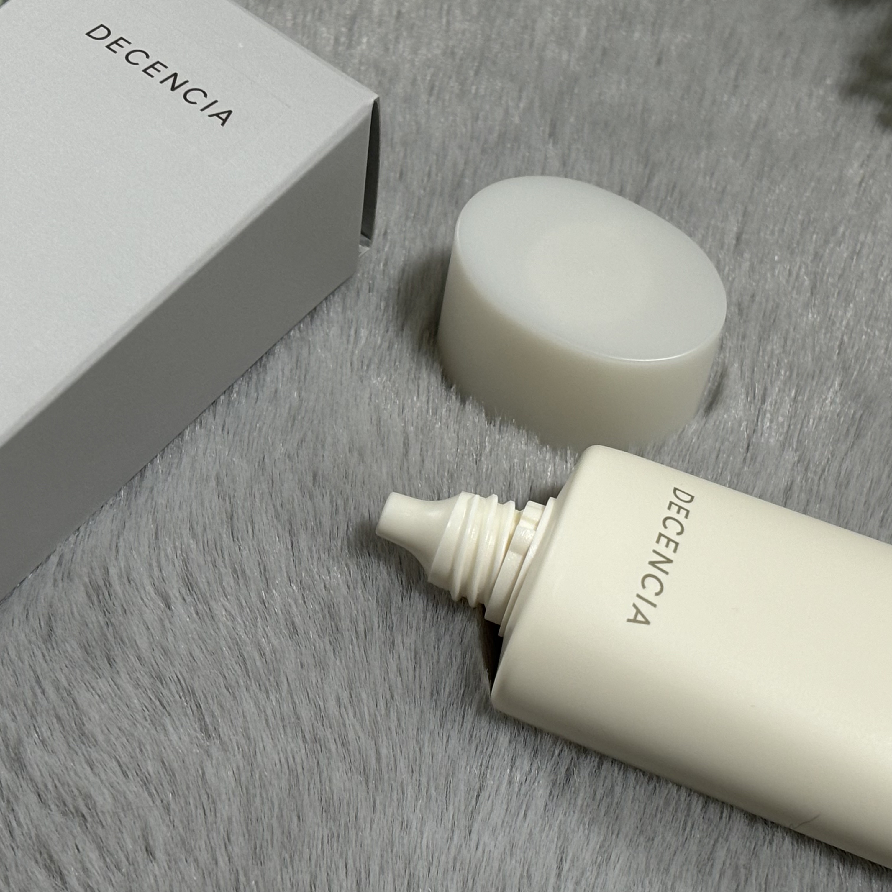 ディセンシア フローレス UVプロテクター/DECENCIA/日焼け止めローションを使ったクチコミ（3枚目）