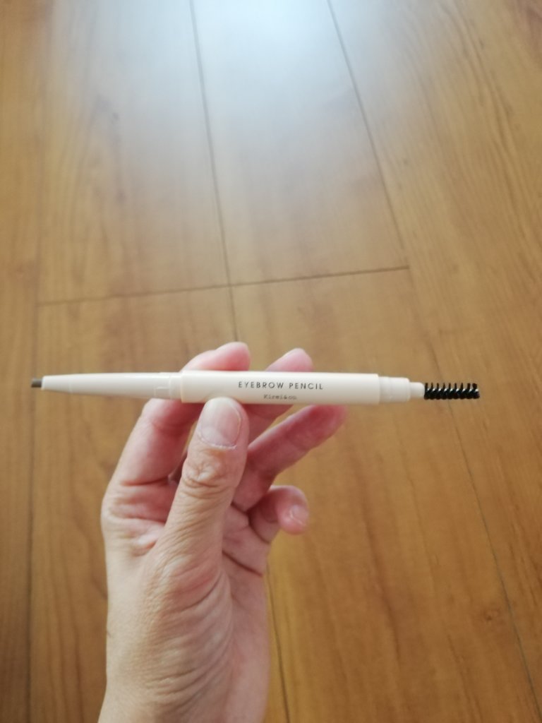 アイブロウペンシル 01 イエローブラウン/Kirei&co./アイブロウペンシルを使ったクチコミ（2枚目）