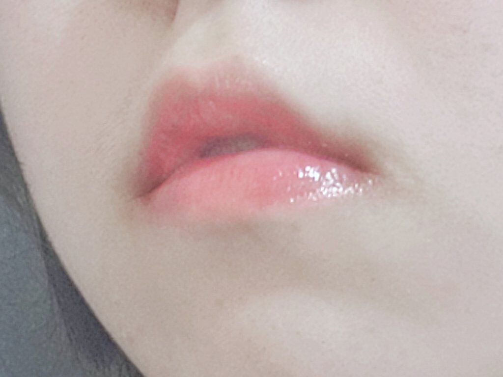 ジューシーラスティングティント/rom&nd/リップティントを使ったクチコミ（3枚目）