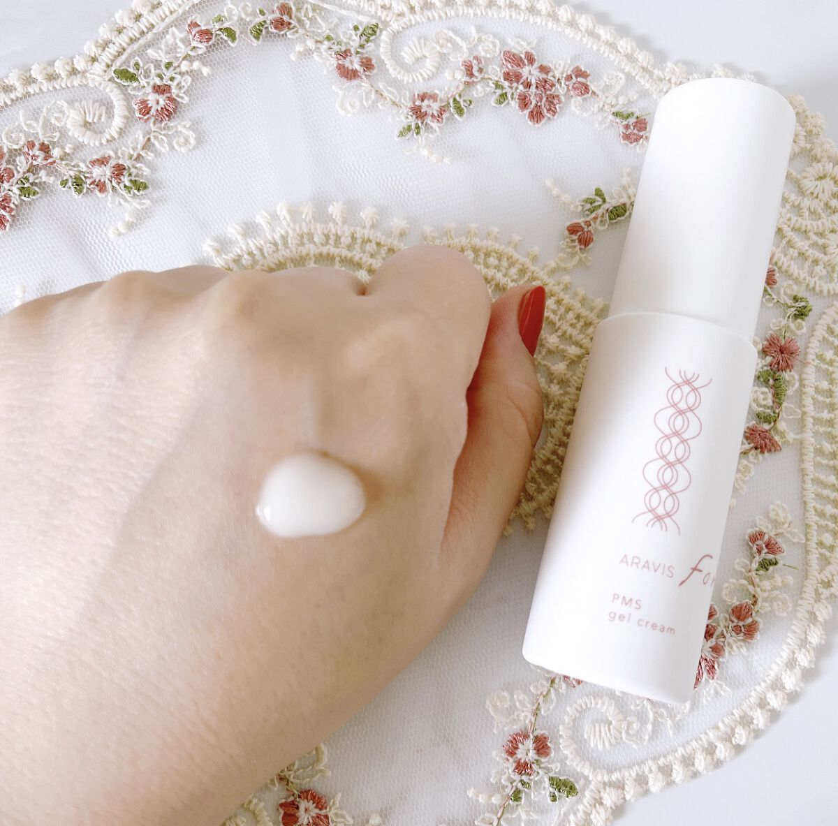 アラヴィス PMS ジェルクリーム/ARAVIS/フェイスクリームを使ったクチコミ（3枚目）