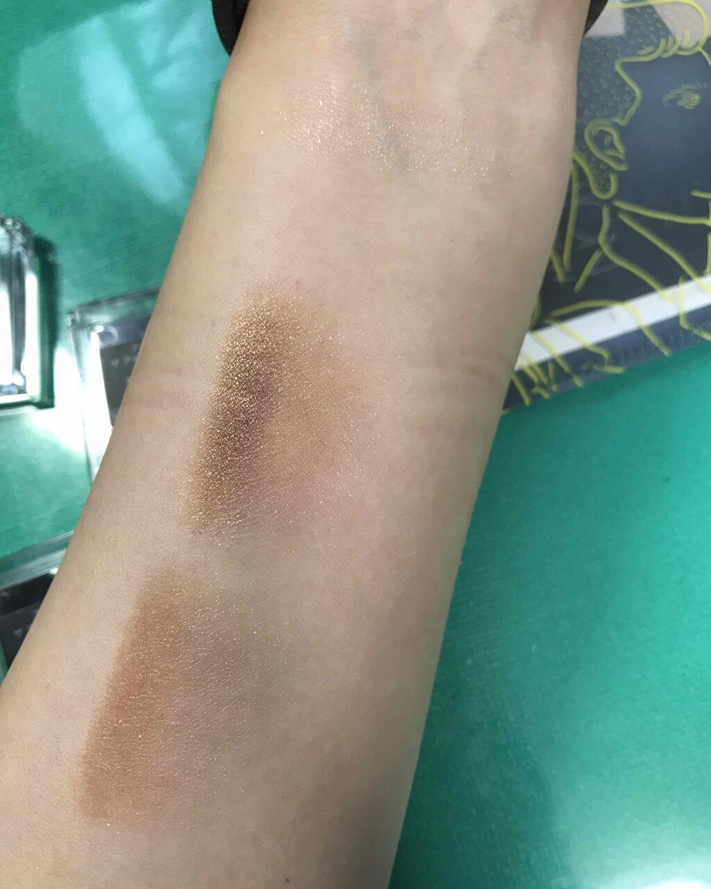 アディクション ザ アイシャドウ 73 Dolce Vita (P) /ADDICTION/単色アイシャドウを使ったクチコミ（3枚目）