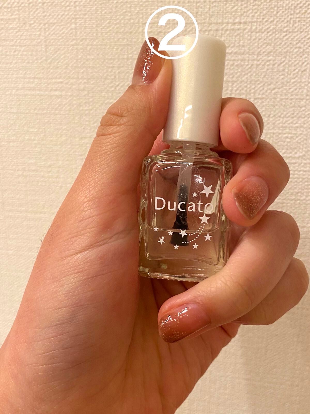 主食はお肉 フォロバ on LIPS 「ネイル一本でグラデーション‼️✼••┈┈••✼••┈┈••✼•..」(3枚目)