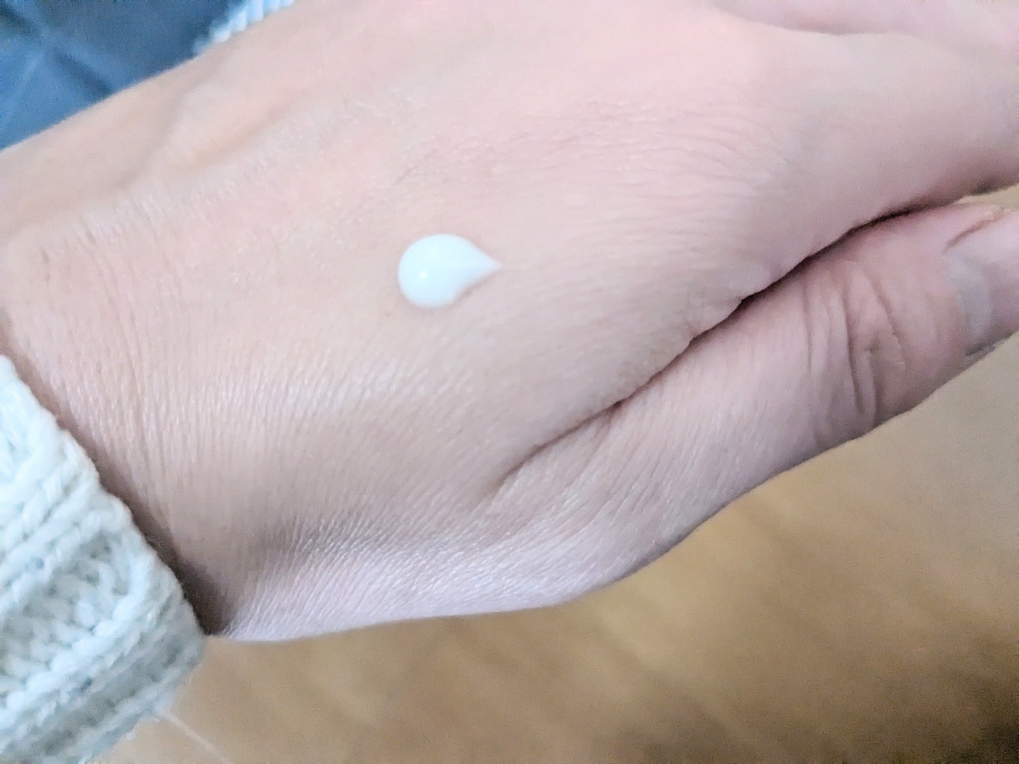 リフティアクリーム(目元用クリーム )/メザイク/アイケア・アイクリームを使ったクチコミ（2枚目）