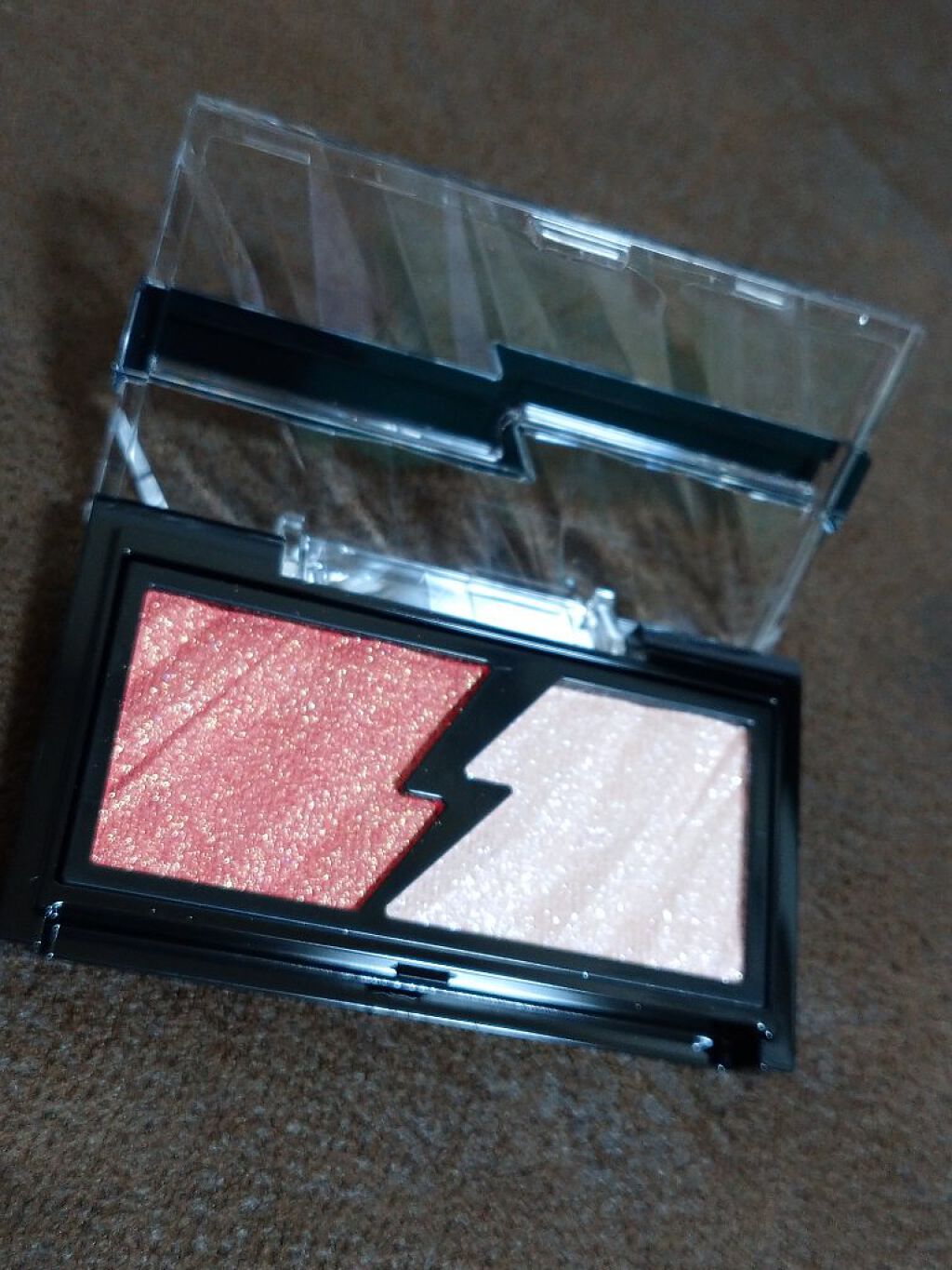 エレクトリックショックアイズ /KATE/アイシャドウパレットを使ったクチコミ（2枚目）