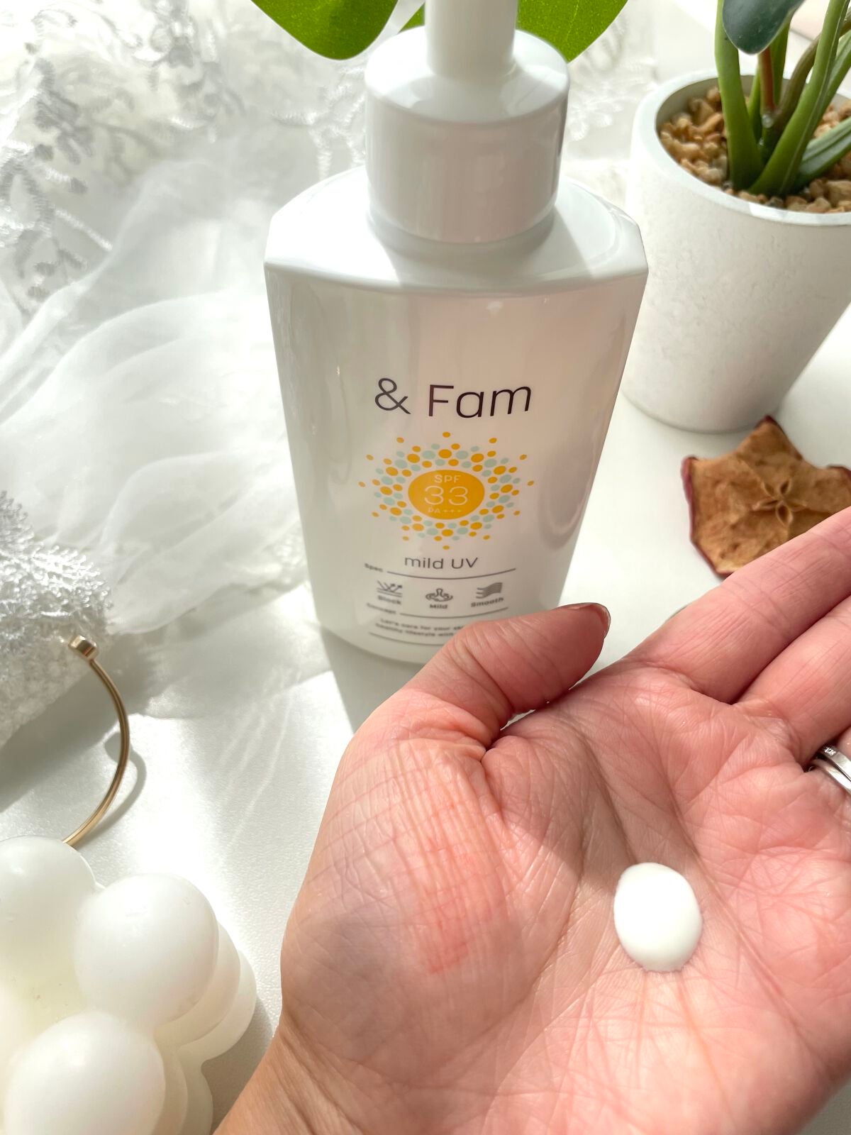 マイルドUV SPF33 PA+++/& Fam/日焼け止めジェルを使ったクチコミ(3枚目)