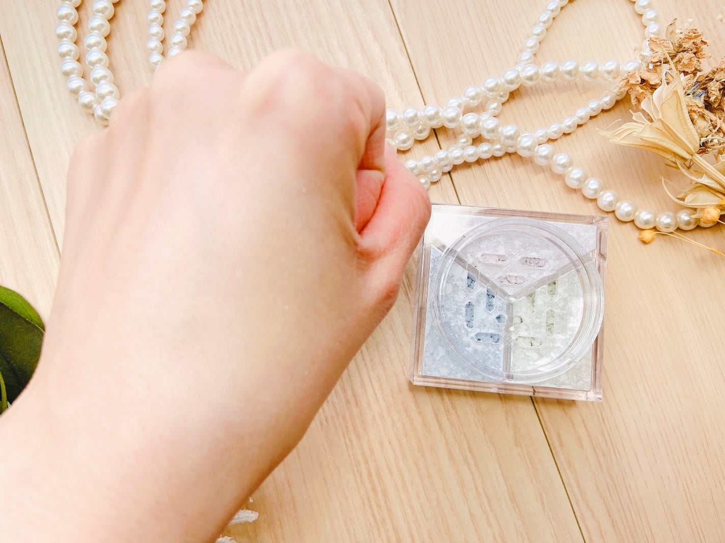 トリニタス グロウ パウダー/Visée/ルースパウダーを使ったクチコミ(8枚目)