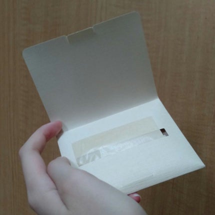 無印良品 あぶらとり紙のクチコミ「無印良品のあぶらとり紙ぃ!
百円で無印は強いと思ったので買ってみました!
テッシュみたい.....」(2枚目)