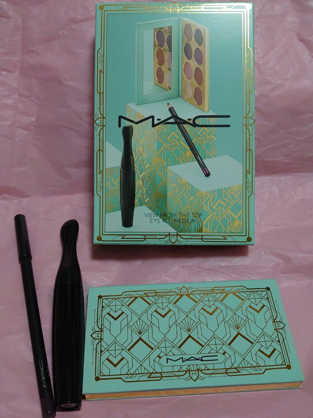 ビュー フロム ザ トップ アイ キット: ミディアム /M・A・C/メイクアップキットを使ったクチコミ（1枚目）